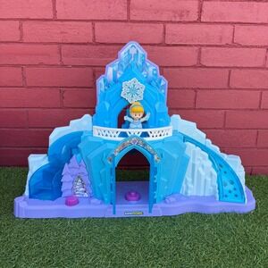 Vtg Disney Frozen Elsas Ice Palace Little People Playset Cinderella